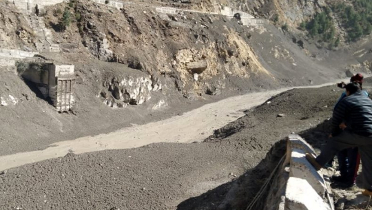 कैलालीका ३ जना पनि भारतमा फुटेको हिमतालमा बेपत्ता