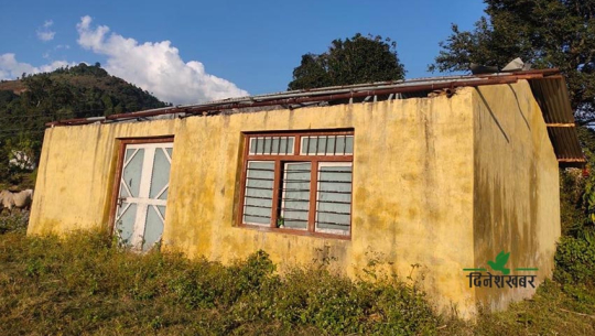 दार्चुलाको शैल्यशिखर नगरपालिकामा रहेको अलपत्र भवन