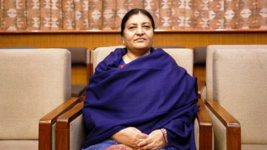 President praises nurses, doctors, health workers