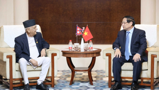 PM Oli holds bilateral talks with Vietnamese Prime Minister Quang in China
