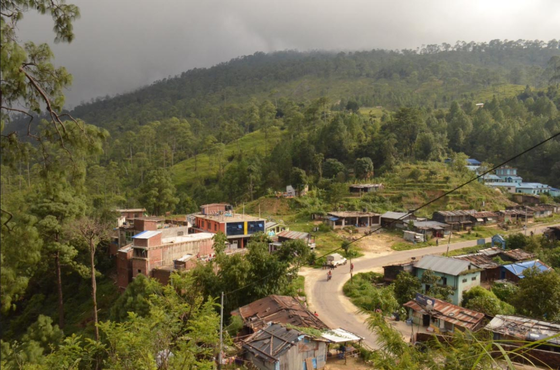 यो कैलालीको खानीडाँडा क्षेत्र हो। आन्तरिक र बाह्य पर्यटकको रोजाईमा पर्न सफल चुरे गाउँपालिकामा पर्ने खानीडाँडा प्राकृतिक सौन्दर्यले भरिपूर्ण छ। यहाँ गर्मीयाममा गर्मी छल्न तराईबाट मानिसहरु पुग्छन् भने हिउँदमा घाम ताप्न जाने गर्छन्। पछिल्लो समय पिकनिक खान समेत यहाँ मानिसहरु पुग्ने गर्छन्। 