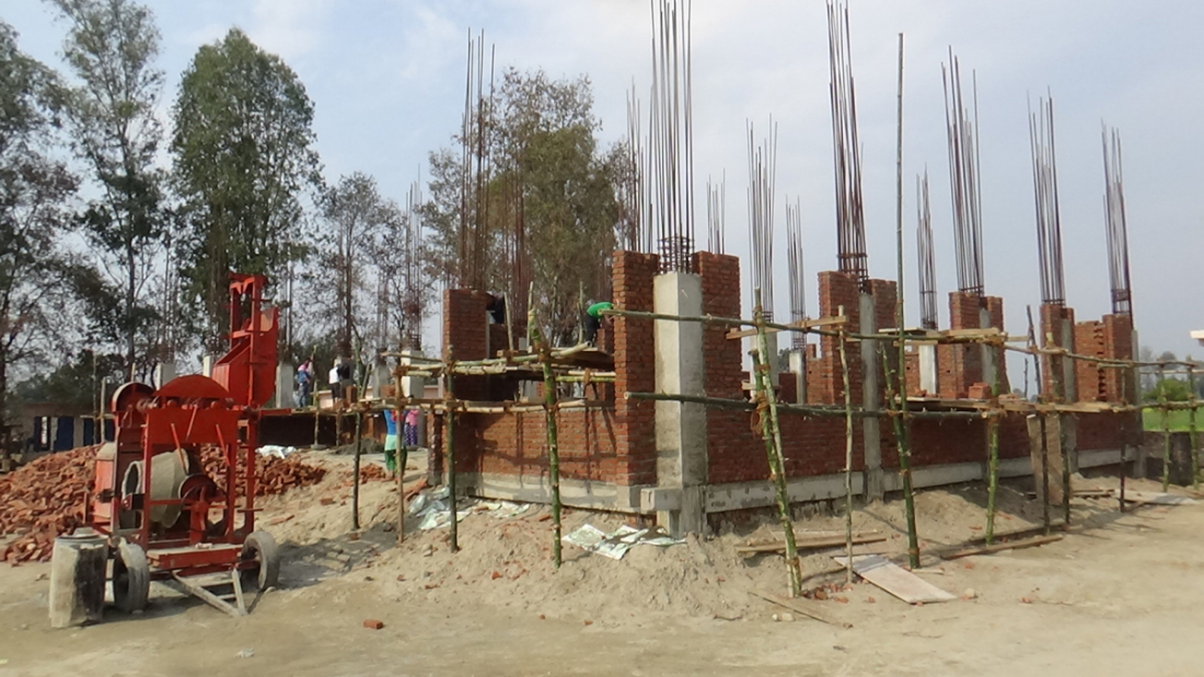 कञ्चनपुरको कृष्णपुर नगरपालिकाको भवन निर्माण भइरहेको छ।