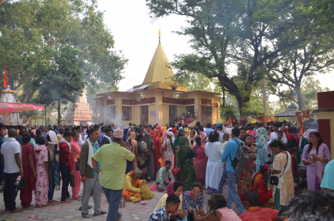 धनगढीको बेहडाबाबा मन्दिरमा गंगादसरा मेला लागेको छ।