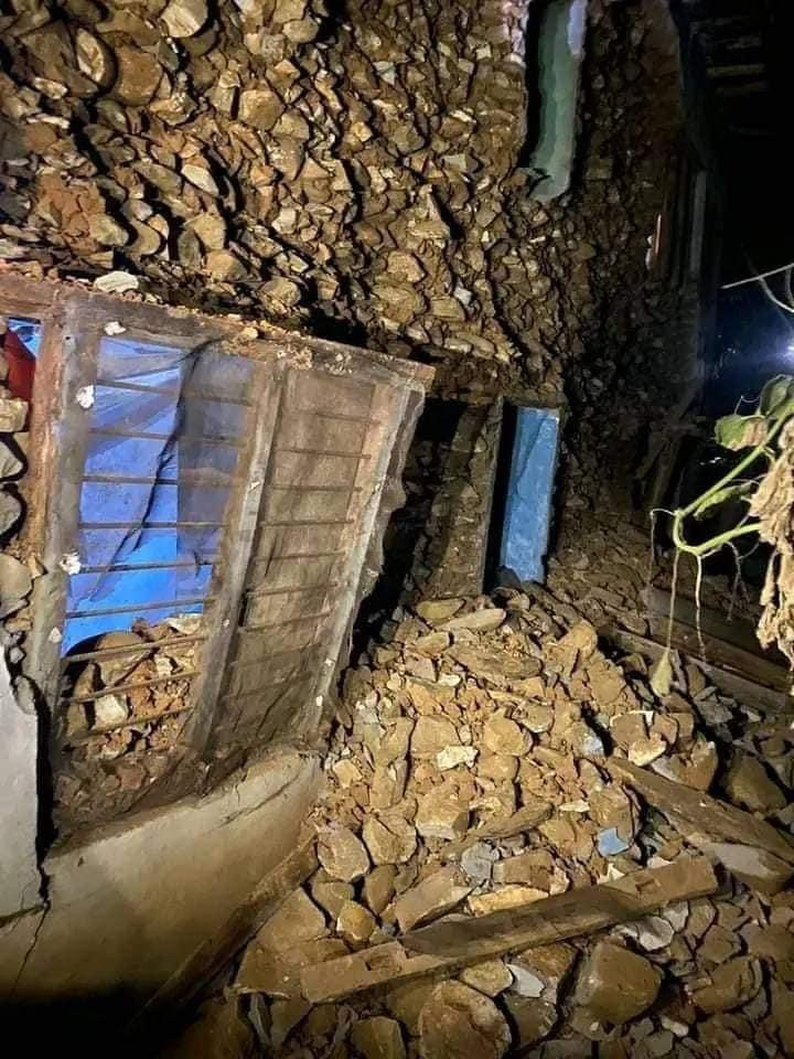 राष्ट्रिय भूकम्प मापन केन्द्रले राति ११ बजेर ४७ मिनेटमा जाजरकोट केन्द्रबिन्दु भएर सो भूकम्प गएको जानकारी दिएको छ ।
